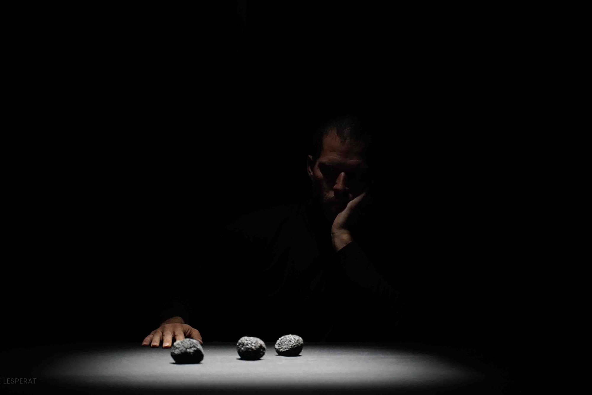 Tout / Rien - spectacle de cirque à up