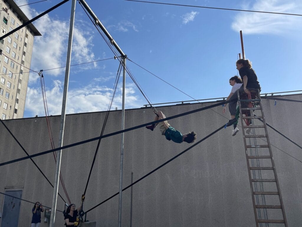 © UP - Circus & Performing Arts